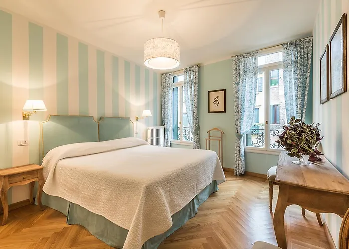 Ca' Dei Nomboli Canal View Διαμέρισμα *