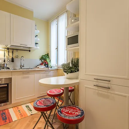 Ca' Dei Nomboli Canal View *