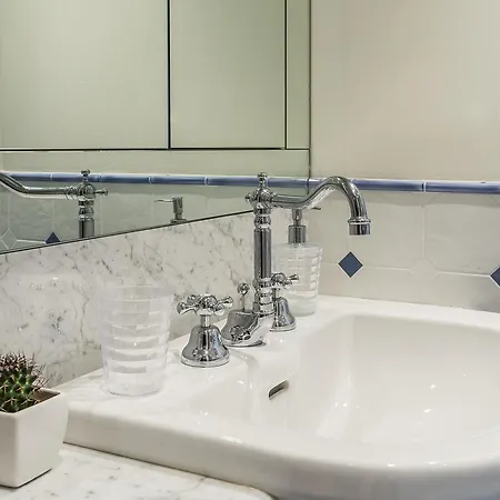 Ca' Dei Nomboli Canal View